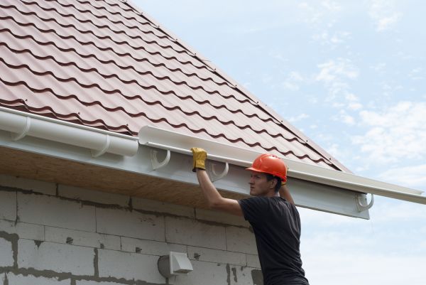 Rain Gutter Repair in Davidson
