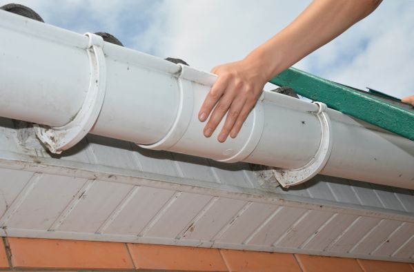 Gutter Reattachment in Davidson