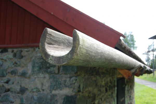 Wooden Gutter Repair in Davidson