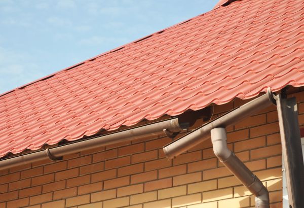 Loose Gutter Repair in Davidson